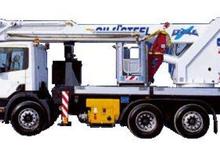 Přívěsné kloubové pracovní plošiny Oil & Steel Eagle 5227