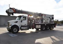 Autoplošiny s teleskopickým výložníkem Elliott Equipment E150i E-Line