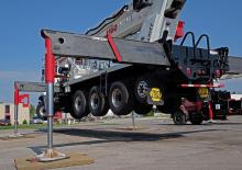 Autoplošiny s teleskopickým výložníkem Elliott Equipment E160 E-Line