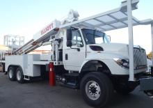 Autoplošiny s teleskopickým výložníkem Elliott Equipment I85F HiReach