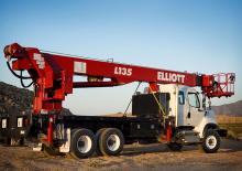 Autoplošiny s teleskopickým výložníkem Elliott Equipment L135 HiReach