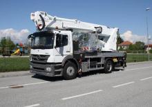 Autoplošiny s teleskopickým výložníkem Multitel MJ 375