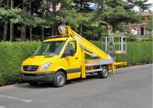 Autoplošiny s teleskopickým výložníkem Multitel MT 222 AZ