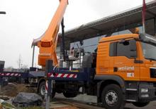 Autoplošiny s teleskopickým výložníkem Bronto Skylift S 44 XDT