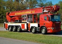 Autoplošiny s teleskopickým výložníkem Bronto Skylift S 54 XDT