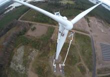 Autoplošiny s teleskopickým výložníkem Bronto Skylift S90HLA