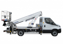 Autoplošiny s teleskopickým výložníkem Oil & Steel Scorpion 2013