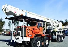 Autoplošiny s teleskopickým výložníkem Bronto Skylift SI219HDT-C 