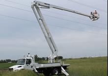 Autoplošiny s teleskopickým výložníkem Terex TL100
