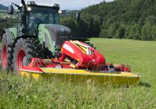 Čelní diskové žací lišty bez kondicionéru Pöttinger NovaCat 301 Alpha Motion