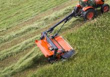Čelní diskové žací lišty s kondicionérem Kubota DMC8028R