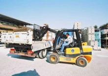 Teleskopické manipulátory JCB TLT 30 D 4x4