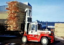 Čelní vysokozdvižné dieselové vozíky SVETRUCK 1560-33