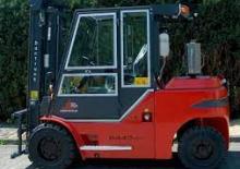 Čelní vysokozdvižné dieselové vozíky DanTruck 8445