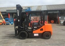 Čelní vysokozdvižné dieselové vozíky Doosan D33S-5