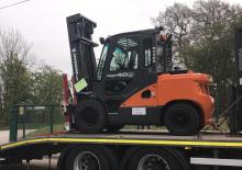 Čelní vysokozdvižné dieselové vozíky Doosan D40SC-7