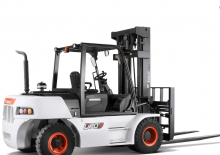 Čelní vysokozdvižné dieselové vozíky Bobcat D80S-5