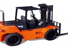 Čelní vysokozdvižné dieselové vozíky Doosan D90S-7
