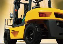 Čelní vysokozdvižné dieselové vozíky Komatsu FD 60 T 8