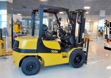 Čelní vysokozdvižné dieselové vozíky Yale GDP18VX Base