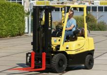 Čelní vysokozdvižné dieselové vozíky Hyster H2.5XT