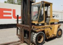 Čelní vysokozdvižné dieselové vozíky Caterpillar V 155 C