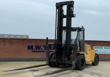 Čelní vysokozdvižné dieselové vozíky Caterpillar V 330 C