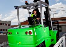 Čelní vysokozdvižné elektrické vozíky Cesab B 860