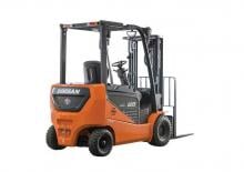 Čelní vysokozdvižné elektrické vozíky Doosan B25NS 