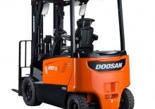 Čelní vysokozdvižné elektrické vozíky Doosan B25S-7