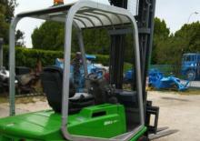 Čelní vysokozdvižné elektrické vozíky Cesab Blitz 320