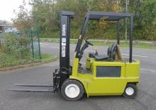 Čelní vysokozdvižné elektrické vozíky Clark CEM 25 S