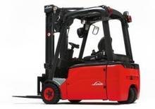 Čelní vysokozdvižné elektrické vozíky Linde E 12