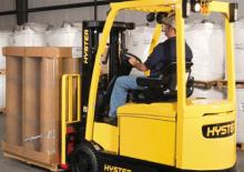 Čelní vysokozdvižné elektrické vozíky Hyster E 4.50 XL