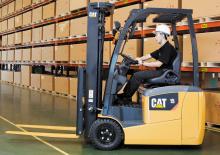 Čelní vysokozdvižné elektrické vozíky Caterpillar EP 20 T