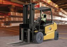 Čelní vysokozdvižné elektrické vozíky Caterpillar EP50CN
