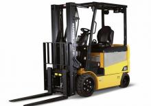 Čelní vysokozdvižné elektrické vozíky Komatsu FB20SHGU-6