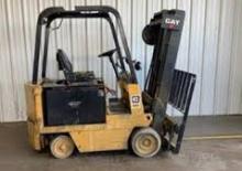 Čelní vysokozdvižné elektrické vozíky Caterpillar M 50 D SA