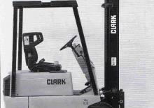 Čelní vysokozdvižné elektrické vozíky Clark TM 15 N