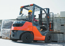 Čelní vysokozdvižné LPG vozíky Toyota 8FGU20