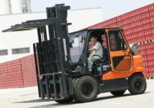 Čelní vysokozdvižné LPG vozíky Doosan G40S-5