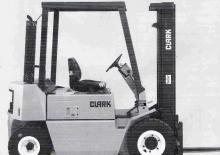 Čelní vysokozdvižné LPG vozíky Clark GPM 25