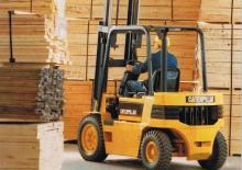 Čelní vysokozdvižné LPG vozíky Caterpillar V 40 E