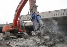 Demoliční drtiče TREVI BENNE HC 40