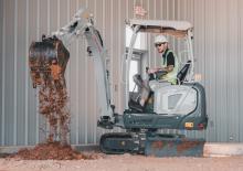 Elektrická pásová rypadla Takeuchi TB 20 e