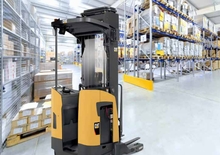 Elektrické retraky Caterpillar NR23