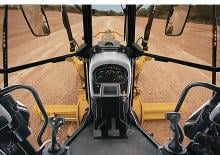 Grejdry Caterpillar 120M AWD