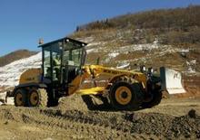 Grejdry New Holland F 106.6