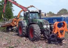 Hydraulické nakládací jeřáby Jonsered 1220-100 SR