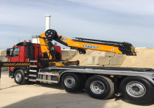 Hydraulické nakládací jeřáby Effer 215 5S